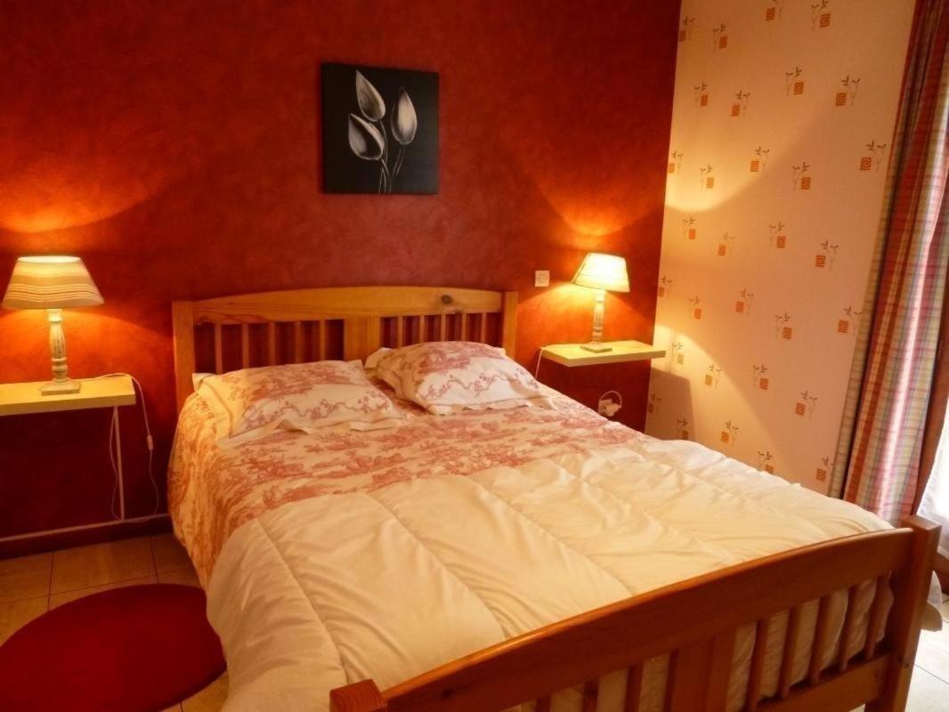 Les Garennes Bed & Breakfast Favieres  Luaran gambar