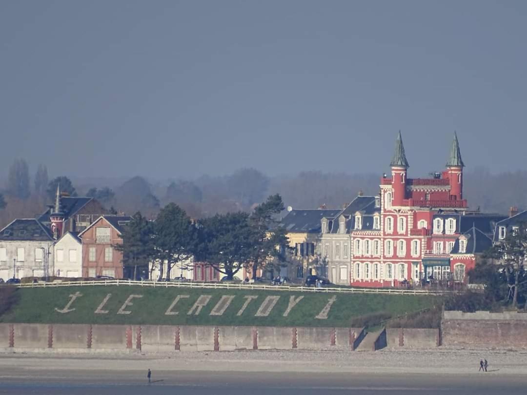 Les Garennes Bed & Breakfast Favieres  Luaran gambar