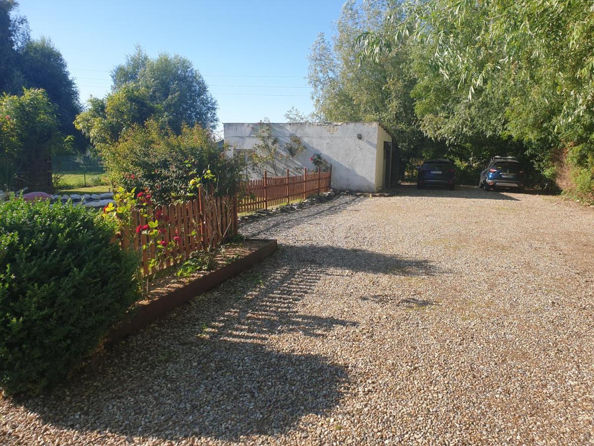 Les Garennes Bed & Breakfast Favieres  Luaran gambar